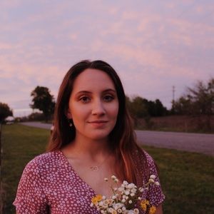 Meet your Posher, Ava